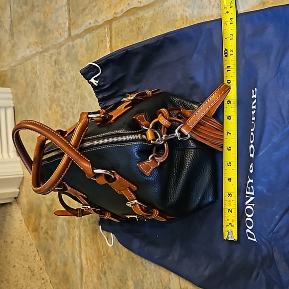 Dooney & Bourke Black and Tan Leather Handbag - Picture 4 of 9